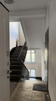 2-комн.кв., 43 м², этаж 4
