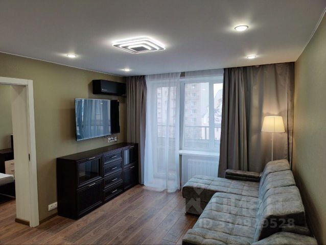 2-комн., 50 м², 8/8 этаж