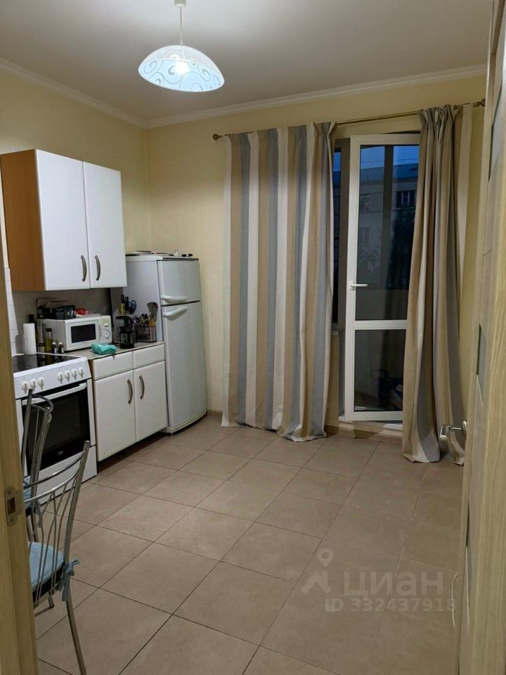 1-комнатная квартира, 45 м² — фото 1