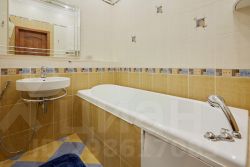 5-комн.кв., 250 м², этаж 17