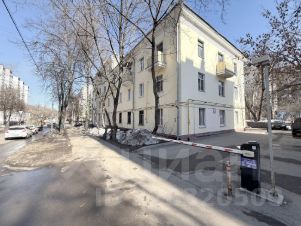 2-комн.кв., 63 м², этаж 4