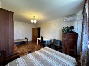 1-комн.кв., 40 м², этаж 14