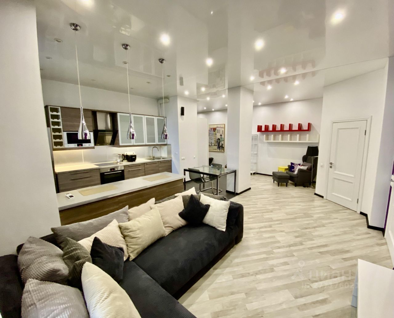 2-комнатная квартира, 79 м² — фото 1