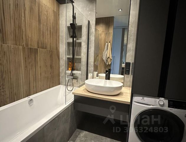 2-комн., 40 м², 36/39 этаж