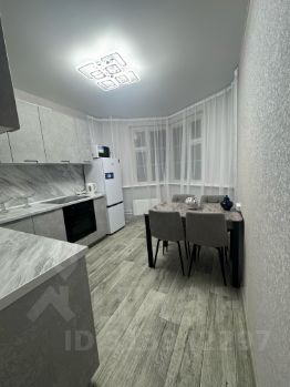 2-комн.кв., 53 м², этаж 9