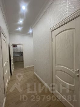 2-комн.кв., 70 м², этаж 3