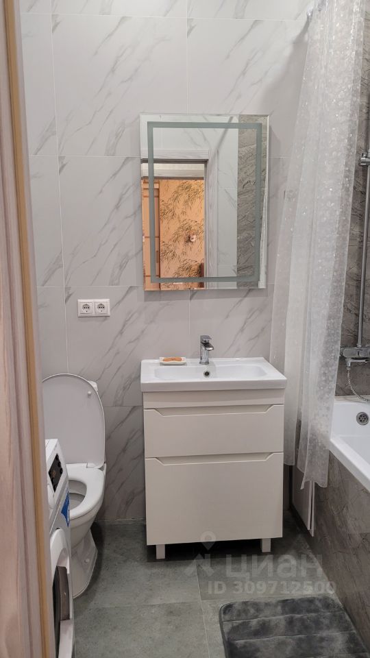 1-комнатная квартира, 35 м² — фото 4