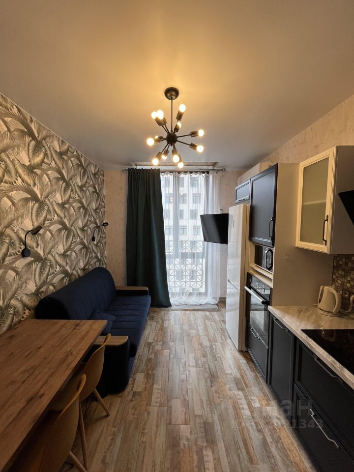 Евро2-комнатная квартира, 37 м² — фото 1