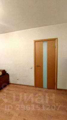 2-комн.кв., 52 м², этаж 4