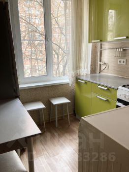 2-комн.кв., 42 м², этаж 3