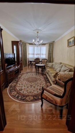 3-комн.кв., 85 м², этаж 3