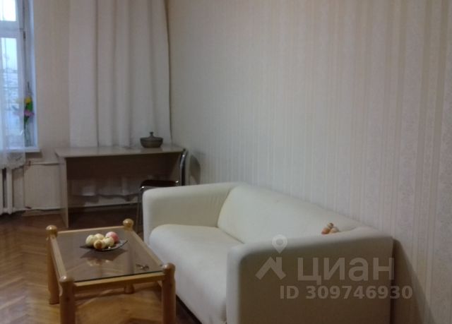 2-комн., 63 м², 7/8 этаж