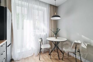 2-комн.кв., 55 м², этаж 4