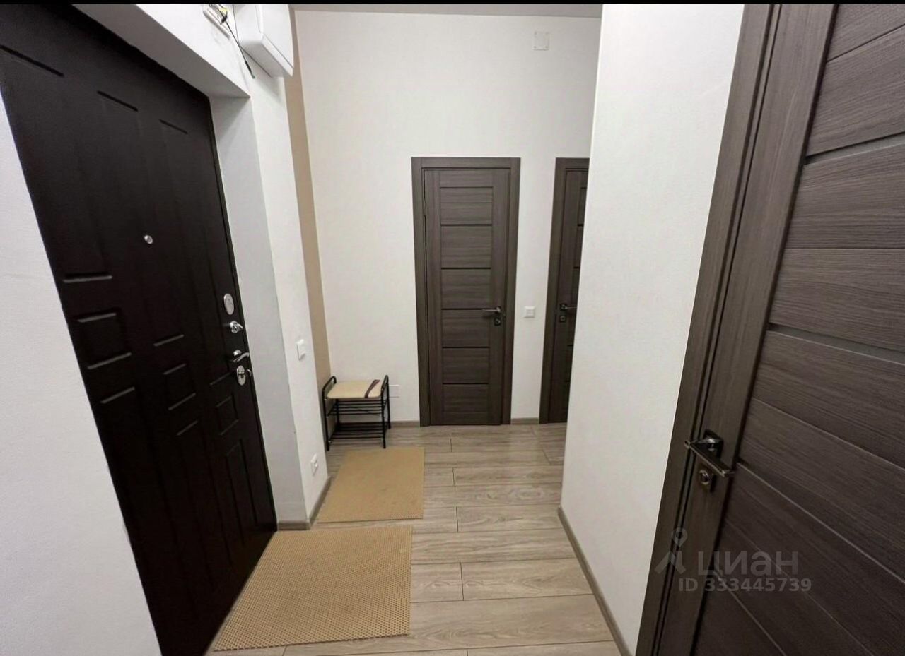 1-комнатная квартира, 42 м² — фото 1