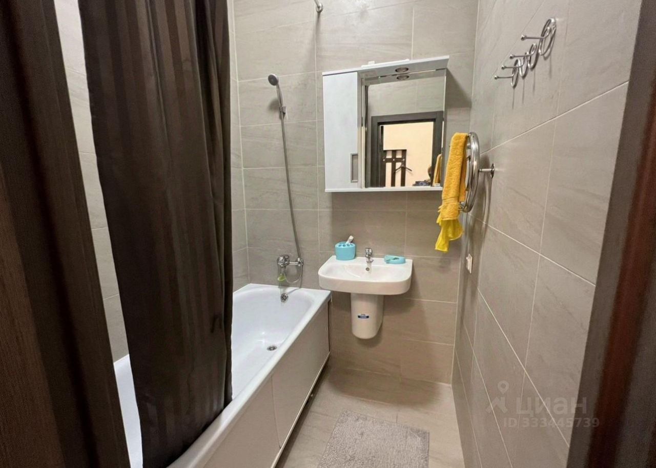 1-комнатная квартира, 42 м² — фото 5