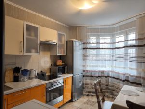 2-комн.кв., 60 м², этаж 4