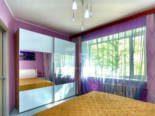 2-комн., 65 м², 3/9 этаж
