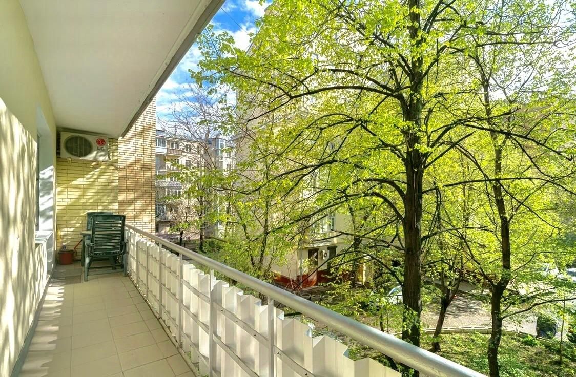 2-комнатная квартира, 75 м² — фото 3