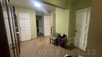 3-комн.кв., 90 м², этаж 4