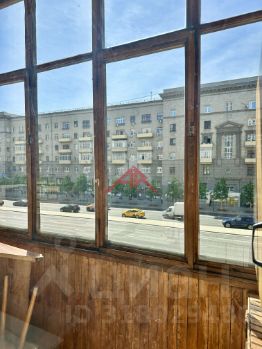 1-комн.кв., 42 м², этаж 3
