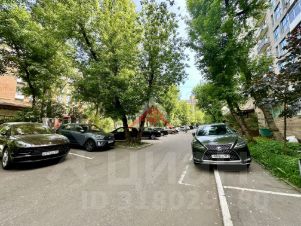 1-комн.кв., 42 м², этаж 3