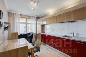 3-комн.кв., 82 м², этаж 4