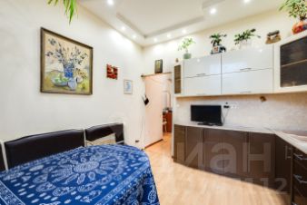 3-комн.кв., 80 м², этаж 2