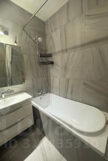 2-комн.апарт., 43 м², этаж 14