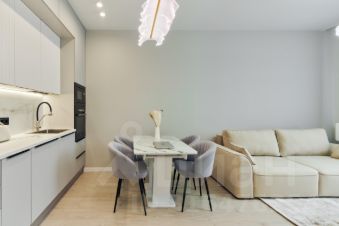 2-комн.кв., 58 м², этаж 19