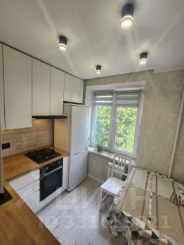 2-комн.кв., 50 м², этаж 4 2-комн.кв., 50 м², этаж 4