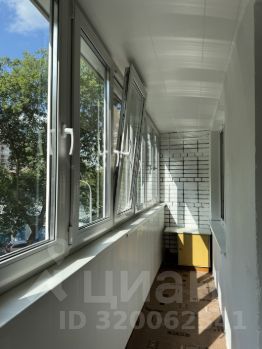 2-комн.кв., 50 м², этаж 3