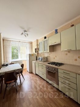 2-комн.кв., 50 м², этаж 3