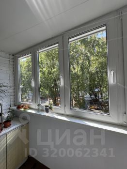 2-комн.кв., 50 м², этаж 3