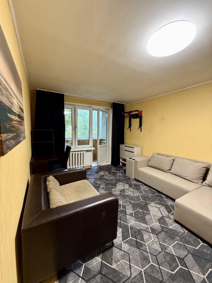 1-комнатная квартира, 35 м² — фото 1