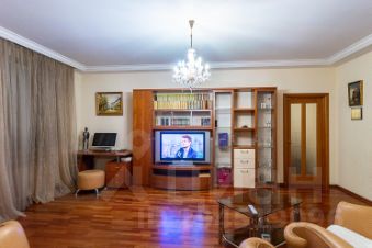 2-комн.кв., 88 м², этаж 14