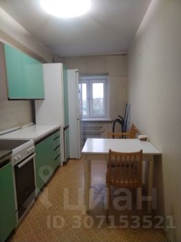 1-комн.кв., 38 м², этаж 3