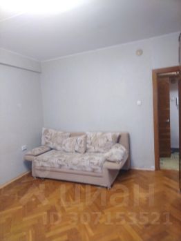 1-комн.кв., 38 м², этаж 3