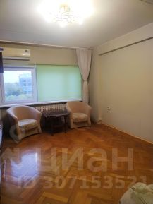 1-комн.кв., 38 м², этаж 3