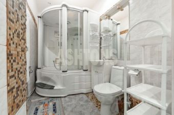 4-комн.кв., 121 м², этаж 2