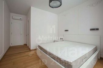 5-комн.кв., 145 м², этаж 2