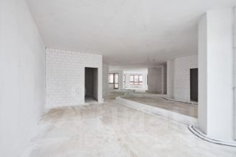 4-комн.кв., 226 м², этаж 15