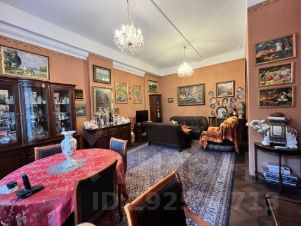 3-комн.кв., 90 м², этаж 3