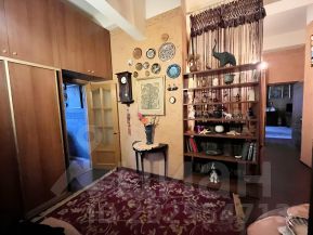 3-комн.кв., 90 м², этаж 3