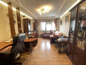 3-комн.кв., 74 м², этаж 4