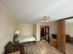 1-комн.кв., 42 м², этаж 10