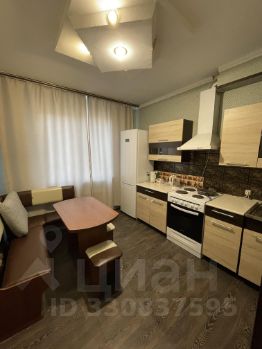 1-комн.кв., 35 м², этаж 3