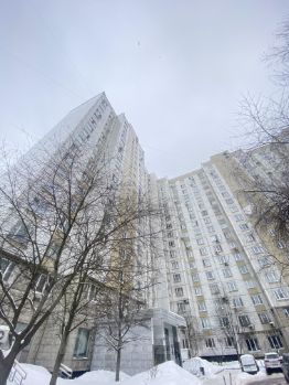 2-комн.кв., 50 м², этаж 9