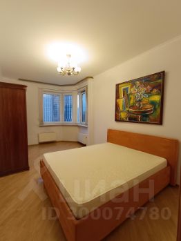 2-комн.кв., 74 м², этаж 13