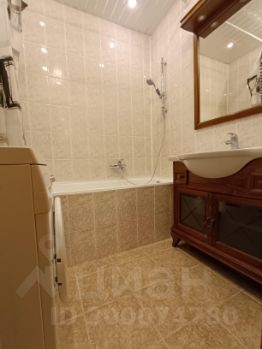 2-комн.кв., 74 м², этаж 13