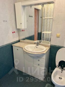 2-комн.кв., 87 м², этаж 17